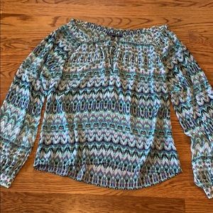 Long sleeve patterned blouse